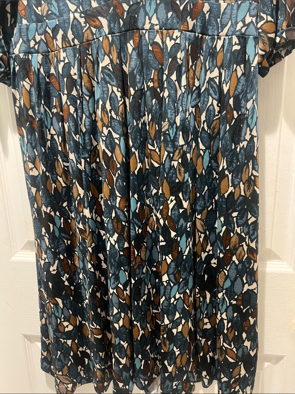Banana Republic Blue, Brown & Cream Leaf-Print Dress - Picture 5 of 8